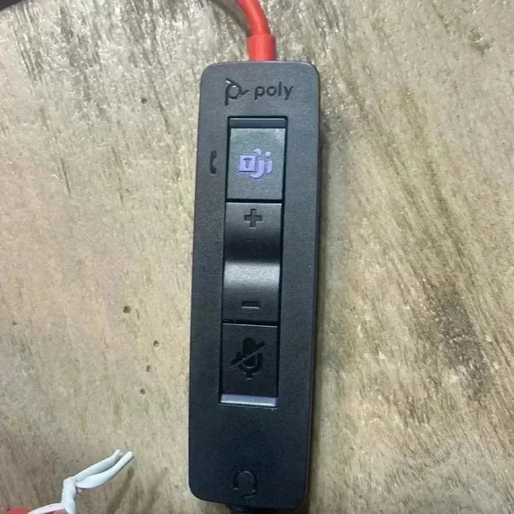 Poly USB corded headset 3300 series, new with case. - Picture 2 of 5